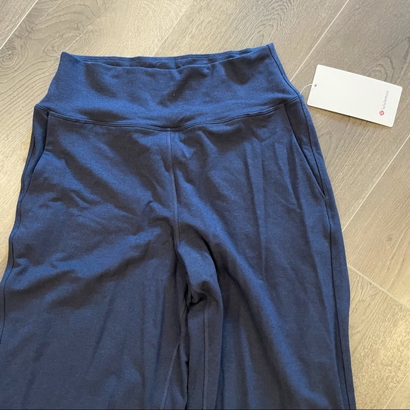 NWT Lululemon Wind Down Pant (Sz 8) - Picture 3 of 11